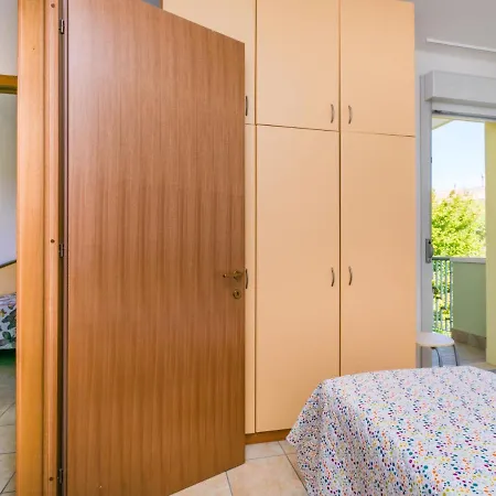 Robinia-pinetine-4 By Interhome شقة دونا فيردي