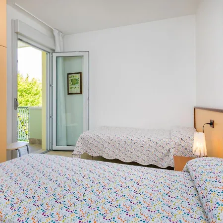 Robinia-pinetine-4 By Interhome Apartmán *